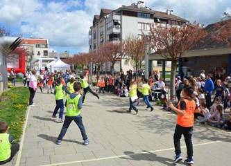 FOTO: Turneja radosti oduševila goričke školarce