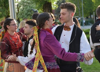 Noć knjige u Gorici: Bez knjige nema budućnosti