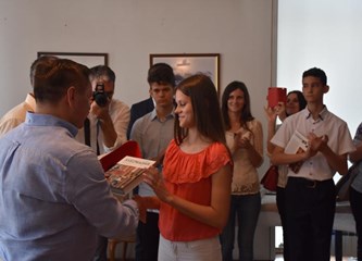 Nagrađeni najbolji gorički učenici