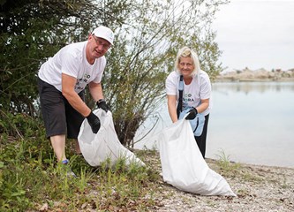 Akcijom čišćenja obale jezera Čiče obilježili World Cleanup Day