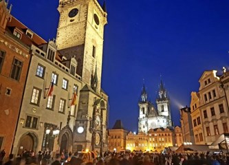 Prag i Dresden oduševili mraclinske folkloraše