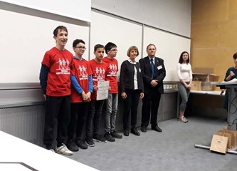 Učenik iz 'Kvaternika' u pobjedničkoj ekipi Otvorenog prvenstva Slovenije u robotici!