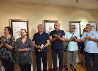 'Da se ne zaborave rane devedesete': Otvorena izložba ratnih crteža Ivana Lackovića Croate