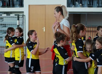 Odlični rezultati djevojčica ŽRK Udarnik: Priključite se našim mini rukometašicama