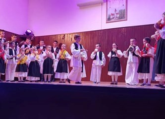 FOTO Godišnji koncert KUD-a 'Stari Grad': Lukavčani najavili veliku proslavu za 20. godišnjicu