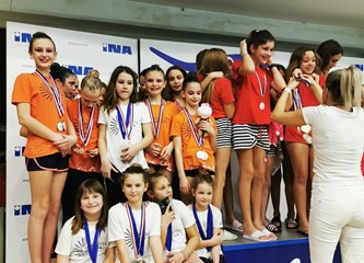 Aquabetta u Sisku osvojila dva srebra na Kupu Hrvatske u umjetničkom plivanju: Ovo je izuzetan uspjeh