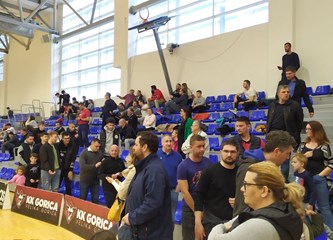 [FOTO] Košarka se vratila u Veliku Goricu: Bikovi namučili Zadrane, publika uživala u spektaklu!