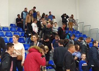 [FOTO] Košarka se vratila u Veliku Goricu: Bikovi namučili Zadrane, publika uživala u spektaklu!