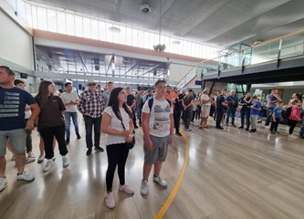 AIRVG2024 oduševio brojne posjetitelje: U redu se čekalo za ulazak u MIG, Krila Oluje dobili gromoglasni pljesak nakon akrobatskog preleta