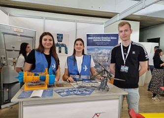 AIRVG2024 oduševio brojne posjetitelje: U redu se čekalo za ulazak u MIG, Krila Oluje dobili gromoglasni pljesak nakon akrobatskog preleta