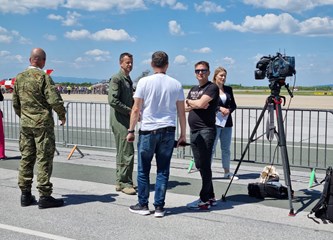 AIRVG2024 oduševio brojne posjetitelje: U redu se čekalo za ulazak u MIG, Krila Oluje dobili gromoglasni pljesak nakon akrobatskog preleta