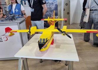 AIRVG2024 oduševio brojne posjetitelje: U redu se čekalo za ulazak u MIG, Krila Oluje dobili gromoglasni pljesak nakon akrobatskog preleta