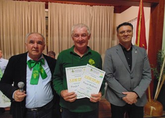 Vinar i vinogradari okupljeni u Udrugu “Grozd” održali redovnu skupštinu: Primarna edukacija članova i promocija naših vina