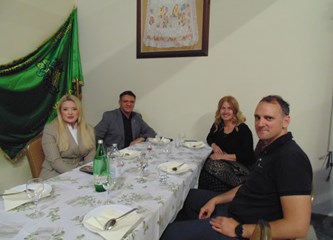 Vinar i vinogradari okupljeni u Udrugu “Grozd” održali redovnu skupštinu: Primarna edukacija članova i promocija naših vina