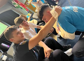 DVD Ribnica na Danu otvorenih vrata održao Malu skupštinu: Djeca dobila priznanja za rad