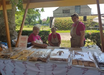FOTO: Petek na Gorice uz domaće delicije i humanitarne akcije