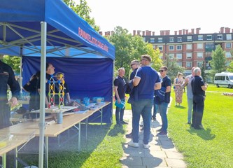 FOTO: Ravnateljstvo civilne zaštite upoznalo građane sa svojim radom, simulator potresa i moderne tehnologije privukle naše najmlađe