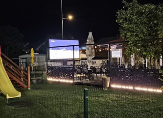 Navijajmo zajedno u Caffe baru Vuglec: Prijenos tekme uz besplatan roštilj!