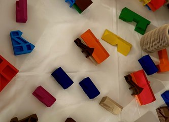 Vrhunac Vidovih dana u Mraclinu obilježilo predstavljanje djela „Čardaci – mraclinska povijest i nasljeđe”! Oduševio i novi jedinstveni suvenir