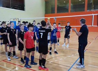 Legendarni kapetan hrvatske reprezentacije posjetio odbojkaše Gorice: Odnedavno je i naš sugrađanin, sin mu trenira s našim dečkima