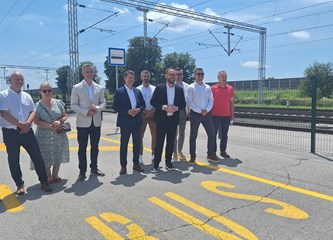 Autobusom do željezničkog kolodvora pa na vlak: Velika Gorica omogućila integrirani javni prijevoz svojim građanima!