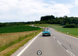 FOTO Oldtimerima kroz "naše brege": Zaljubljenici u stara vozila na mini turneji upoznali ljepote zavičaja
