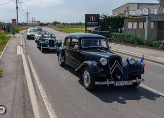 FOTO Oldtimerima kroz "naše brege": Zaljubljenici u stara vozila na mini turneji upoznali ljepote zavičaja