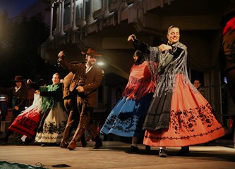 FOTO Plesovi Turopolja na ulicama Ciudad Reala: Buševčani predstavili bogatstvo naše baštine na festivalu u Španjolskoj