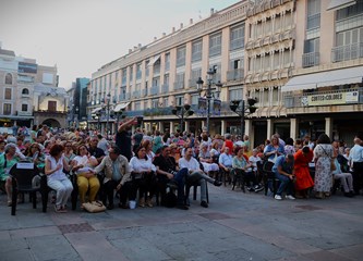 FOTO Plesovi Turopolja na ulicama Ciudad Reala: Buševčani predstavili bogatstvo naše baštine na festivalu u Španjolskoj