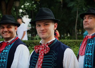 FOTO Plesovi Turopolja na ulicama Ciudad Reala: Buševčani predstavili bogatstvo naše baštine na festivalu u Španjolskoj
