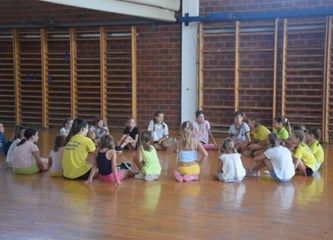 Barbarice vas pozivaju na besplatnu plesnu radionicu i igraonicu: Bit će i kupanja, pridružite se!