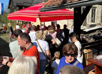 FOTO "Po starinski" se najbolje jede