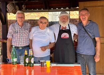 FOTO "Po starinski" se najbolje jede