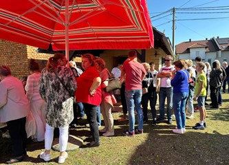FOTO "Po starinski" se najbolje jede