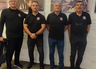 VG Branitelji u emotivnom posjetu Vukovaru i Ovčari: Odali počast palim herojima na spomen obilježjima
