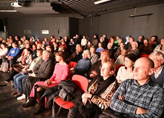 FOTO Pjesmom kroz zlatno doba života: VIS Danice proslavile punoljetnost!
