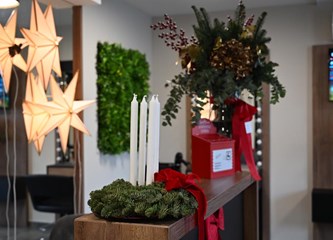 Ugođaj Božića u frizerskom studiju K – Hair: "Imamo predivne klijente i svim srcem radimo posao kojeg volimo"