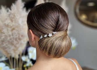 Ugođaj Božića u frizerskom studiju K – Hair: "Imamo predivne klijente i svim srcem radimo posao kojeg volimo"