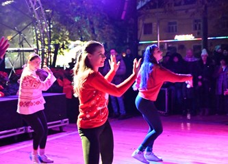 FOTO/VIDEO Najslađi je Advent u Gorici i službeno je otvoren!