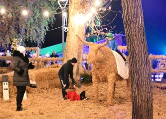 FOTO/VIDEO Najslađi je Advent u Gorici i službeno je otvoren!