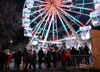 FOTO/VIDEO Najslađi je Advent u Gorici i službeno je otvoren!