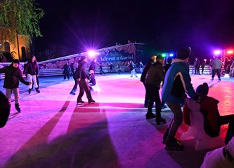 FOTO/VIDEO Najslađi je Advent u Gorici i službeno je otvoren!