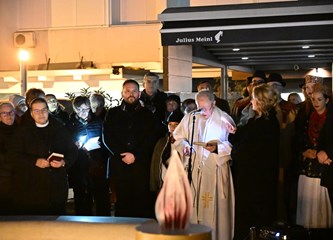 FOTO/VIDEO Najslađi je Advent u Gorici i službeno je otvoren!