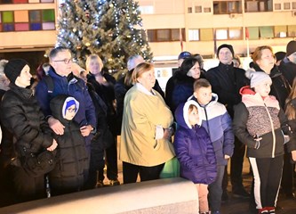FOTO/VIDEO Najslađi je Advent u Gorici i službeno je otvoren!