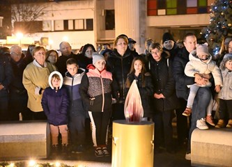 FOTO/VIDEO Najslađi je Advent u Gorici i službeno je otvoren!