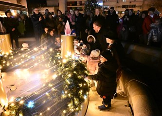 FOTO/VIDEO Najslađi je Advent u Gorici i službeno je otvoren!