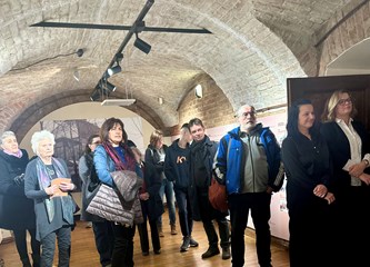 FOTO Od čardaka do muzeja: Otvorena izložba „260/65 – Povijest jedne zgrade“