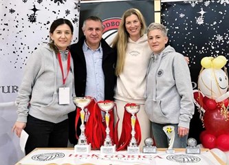 Dedin Memorijal okupio i bivše Azenašice: Ivana Straža i njena Mladost osvojili pobjednički trofej