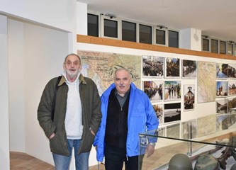 FOTO Velik odaziv na Noć muzeja u Spomen park 153. brigade: Sjećanje na heroje Domovinskog rata živi i prenosi se na generacije