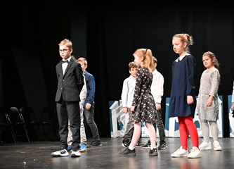 FOTO LiDraNo u Velikoj Gorici: Oko 230 osnovnoškolaca i 60 srednjoškolaca iz svih krajeva Zagrebačke županije pokazuju kako njegovati hrvatski jezik